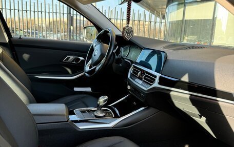 BMW 3 серия, 2020 год, 3 250 000 рублей, 8 фотография