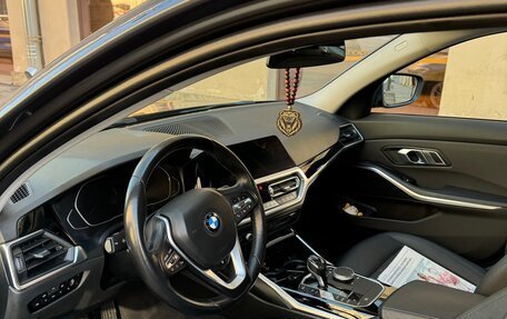 BMW 3 серия, 2020 год, 3 250 000 рублей, 6 фотография