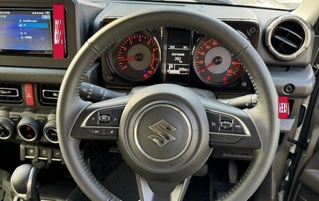 Suzuki Jimny, 2022 год, 1 852 000 рублей, 18 фотография