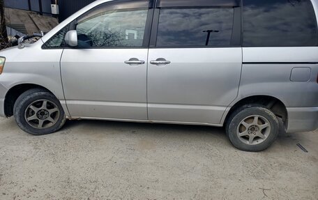 Toyota Noah III, 2007 год, 980 000 рублей, 7 фотография