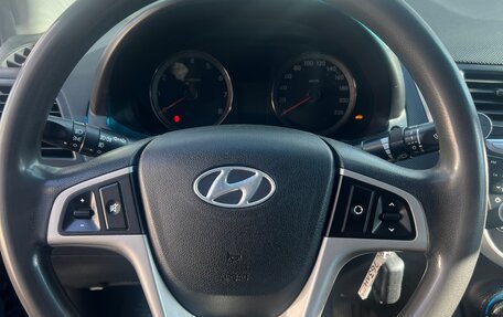 Hyundai Solaris II рестайлинг, 2013 год, 569 000 рублей, 8 фотография