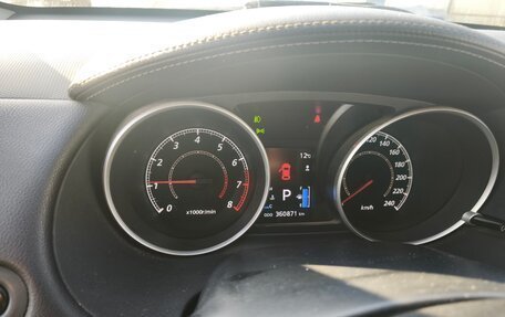 Mitsubishi Outlander III рестайлинг 3, 2010 год, 999 999 рублей, 9 фотография