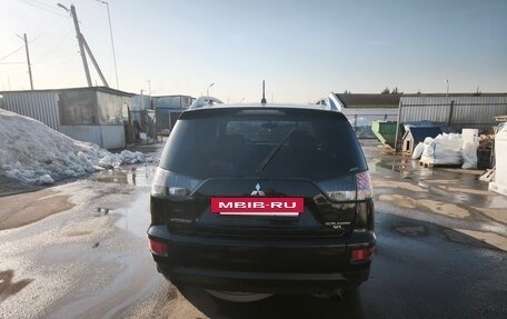 Mitsubishi Outlander III рестайлинг 3, 2010 год, 999 999 рублей, 6 фотография