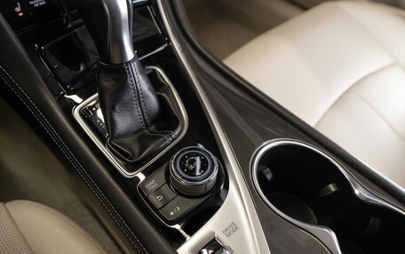 Infiniti Q50 I рестайлинг, 2014 год, 2 230 000 рублей, 16 фотография