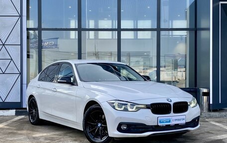 BMW 3 серия, 2019 год, 2 750 000 рублей, 3 фотография