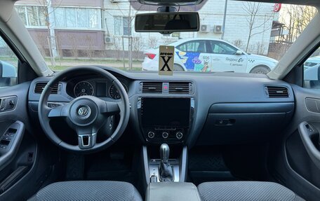 Volkswagen Jetta VI, 2014 год, 1 130 000 рублей, 10 фотография