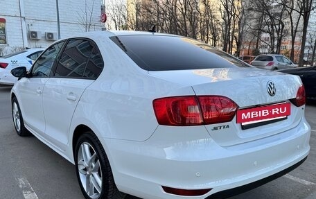 Volkswagen Jetta VI, 2014 год, 1 130 000 рублей, 3 фотография