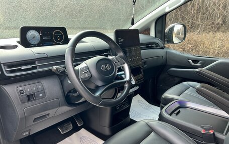 Hyundai Staria, 2023 год, 6 100 000 рублей, 9 фотография