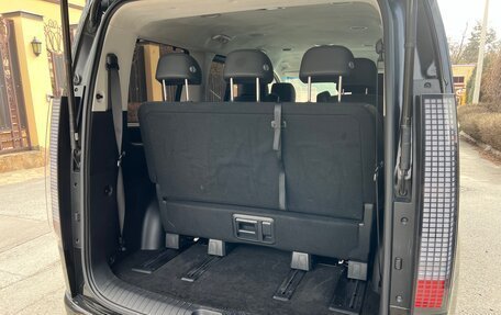 Hyundai Staria, 2023 год, 6 100 000 рублей, 6 фотография