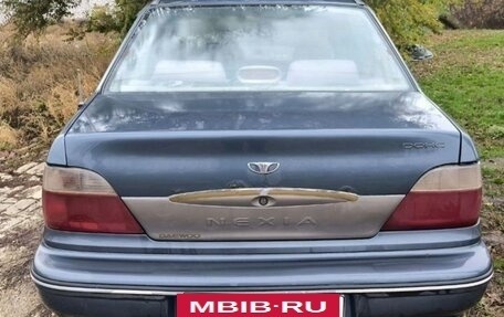 Daewoo Nexia I рестайлинг, 2004 год, 60 000 рублей, 3 фотография
