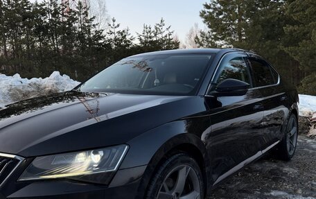 Skoda Superb III рестайлинг, 2018 год, 1 850 000 рублей, 2 фотография