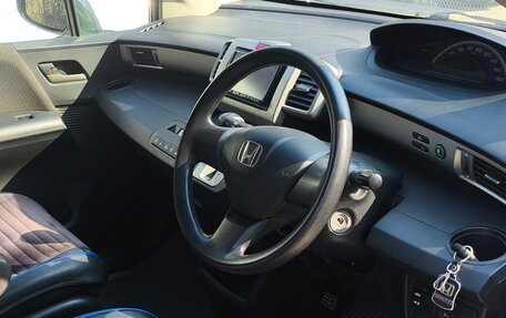 Honda Freed I, 2011 год, 955 000 рублей, 8 фотография