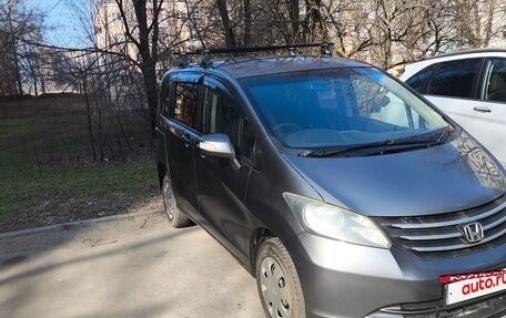 Honda Freed I, 2011 год, 955 000 рублей, 4 фотография