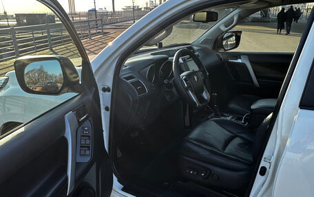 Toyota Land Cruiser Prado 150 рестайлинг 2, 2014 год, 5 350 000 рублей, 8 фотография