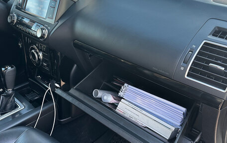 Toyota Land Cruiser Prado 150 рестайлинг 2, 2014 год, 5 350 000 рублей, 19 фотография