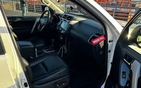 Toyota Land Cruiser Prado 150 рестайлинг 2, 2014 год, 5 350 000 рублей, 18 фотография