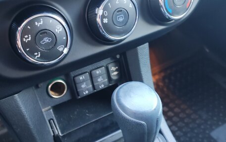 Toyota Corolla, 2013 год, 1 350 000 рублей, 10 фотография