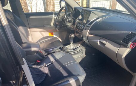 Mitsubishi Pajero Sport II рестайлинг, 2013 год, 1 500 000 рублей, 9 фотография