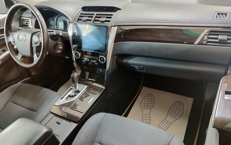 Toyota Camry, 2014 год, 1 585 000 рублей, 9 фотография