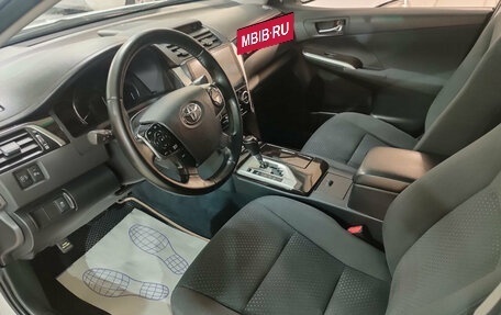Toyota Camry, 2014 год, 1 585 000 рублей, 7 фотография