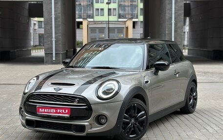 MINI Hatch, 2020 год, 3 090 000 рублей, 1 фотография