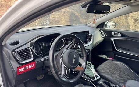 KIA cee'd III, 2022 год, 2 180 000 рублей, 12 фотография