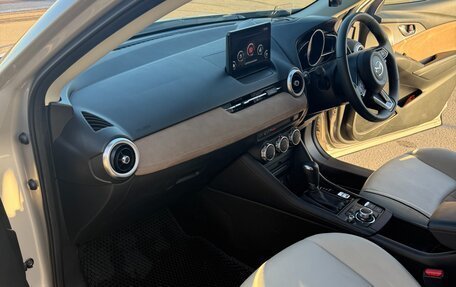 Mazda CX-3 I, 2023 год, 2 200 000 рублей, 13 фотография