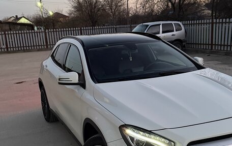 Mercedes-Benz GLA, 2015 год, 1 650 000 рублей, 3 фотография