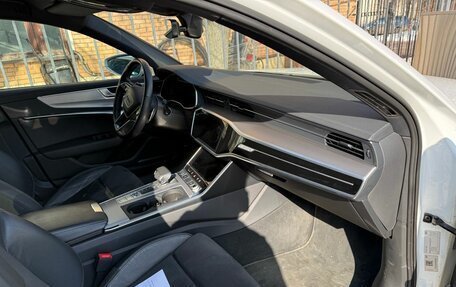 Audi A6, 2020 год, 3 600 000 рублей, 6 фотография