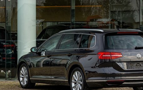 Volkswagen Passat B8 рестайлинг, 2019 год, 1 795 000 рублей, 9 фотография