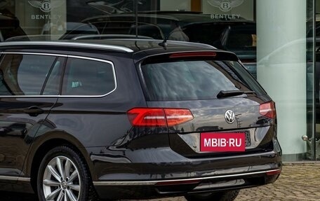 Volkswagen Passat B8 рестайлинг, 2019 год, 1 795 000 рублей, 10 фотография