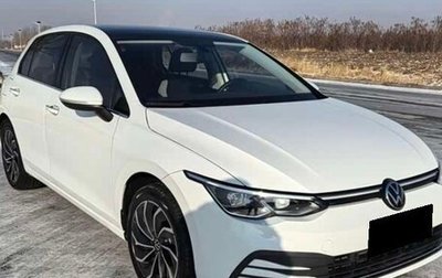 Volkswagen Golf VIII, 2022 год, 1 980 000 рублей, 1 фотография