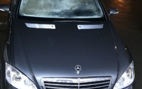 Mercedes-Benz S-Класс, 2007 год, 900 000 рублей, 1 фотография