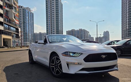 Ford Mustang VI рестайлинг, 2020 год, 2 450 000 рублей, 1 фотография