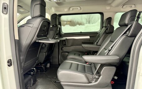 Opel Zafira Life I, 2022 год, 3 999 999 рублей, 15 фотография