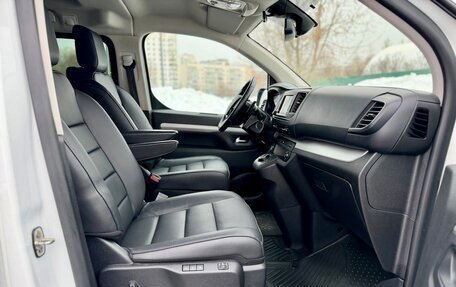 Opel Zafira Life I, 2022 год, 3 999 999 рублей, 13 фотография