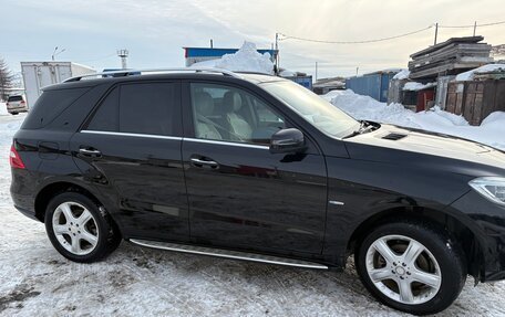 Mercedes-Benz M-Класс, 2011 год, 2 300 000 рублей, 2 фотография