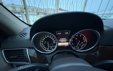 Mercedes-Benz M-Класс, 2011 год, 2 300 000 рублей, 14 фотография