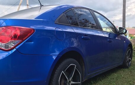 Chevrolet Cruze II, 2009 год, 440 000 рублей, 2 фотография