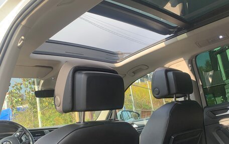 Volkswagen Tiguan II, 2019 год, 2 230 000 рублей, 7 фотография