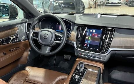 Volvo V90 Cross Country I рестайлинг, 2023 год, 6 199 000 рублей, 13 фотография