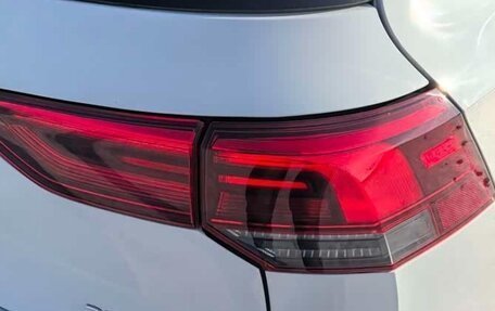 Volkswagen Golf VIII, 2022 год, 1 980 000 рублей, 10 фотография