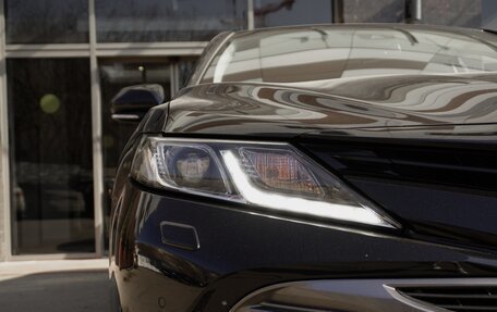 Toyota Camry, 2019 год, 2 750 000 рублей, 11 фотография