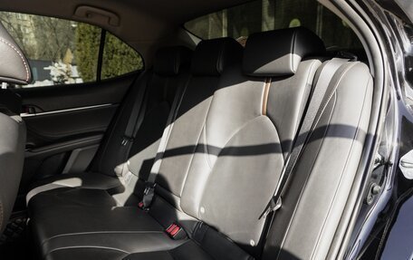 Toyota Camry, 2019 год, 2 750 000 рублей, 23 фотография