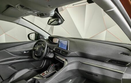 Peugeot 3008 II, 2018 год, 1 945 000 рублей, 13 фотография