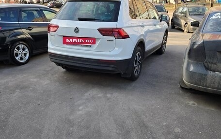 Volkswagen Tiguan II, 2018 год, 2 750 000 рублей, 7 фотография