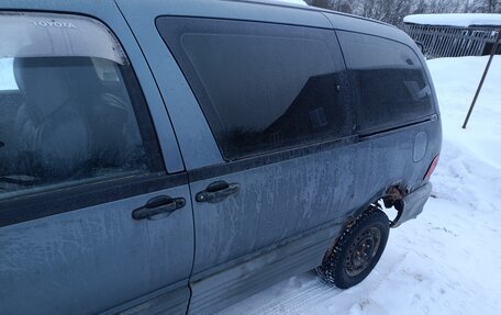 Toyota Estima III рестайлинг -2, 1992 год, 260 000 рублей, 8 фотография