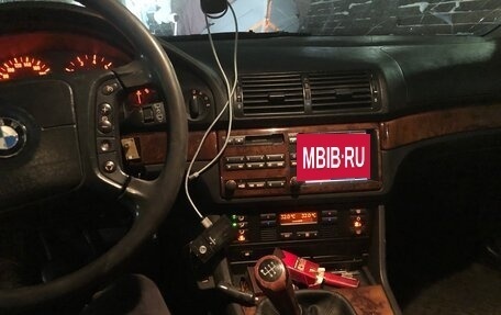 BMW 5 серия, 1999 год, 250 000 рублей, 6 фотография