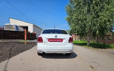Volkswagen Polo VI (EU Market), 2016 год, 850 000 рублей, 2 фотография