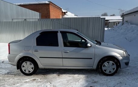 Renault Logan I, 2013 год, 700 000 рублей, 2 фотография